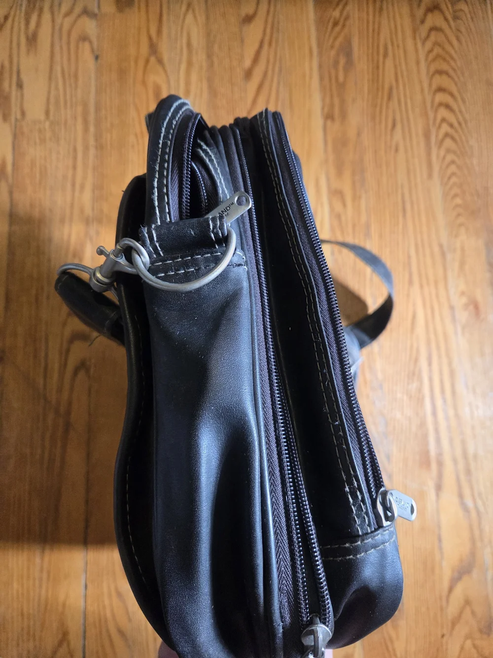 Men’s Black Laptop Messenger Bag